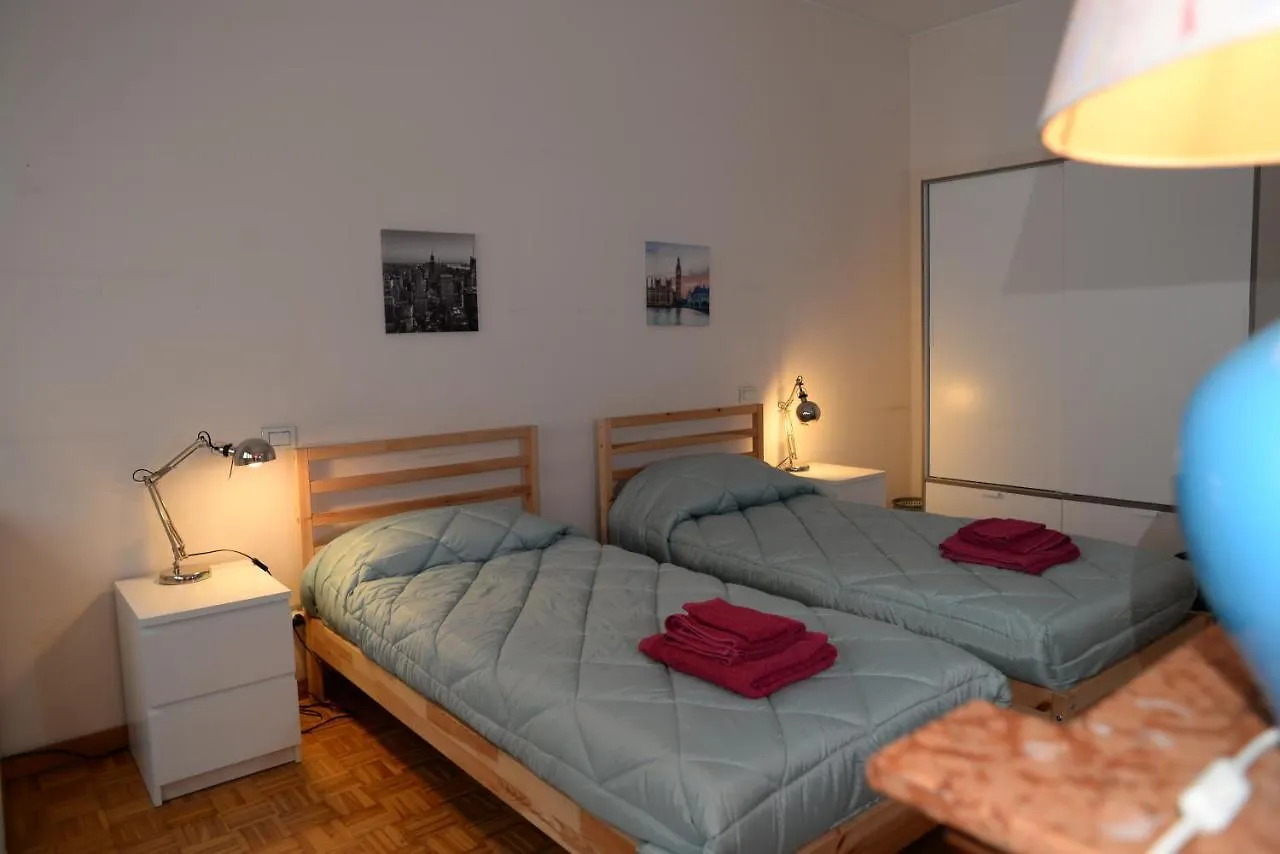 Room In Guest Room - Welcome To Our Establishment We Will Be Happy To Welcome You Rome Italy