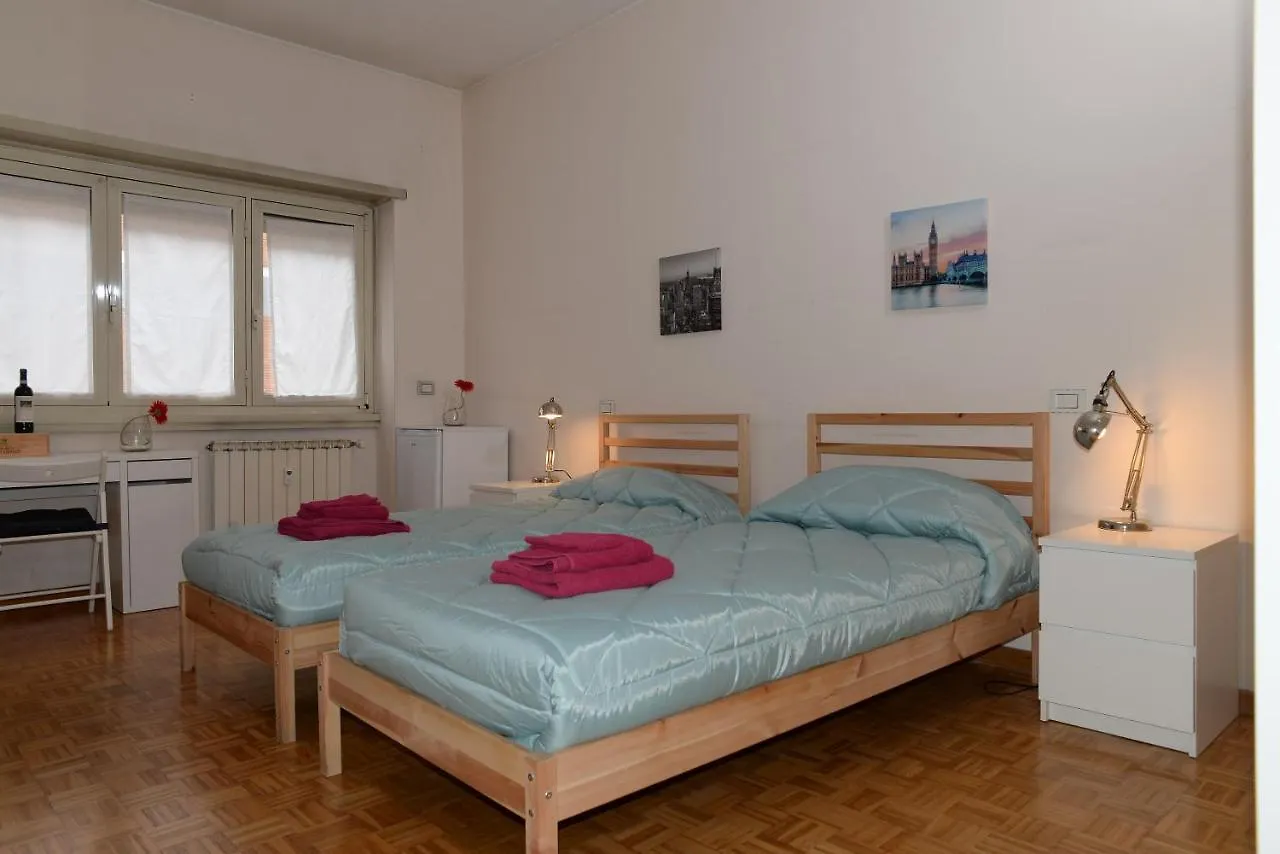 Guest house Room In Guest Room - Welcome To Our Establishment We Will Be Happy To Welcome You Rome Italy