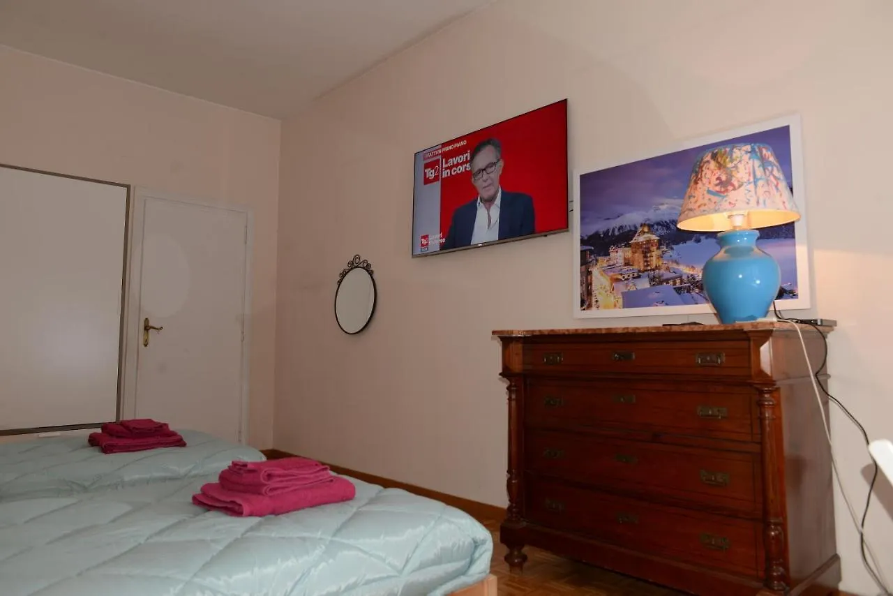 Room In Guest Room - Welcome To Our Establishment We Will Be Happy To Welcome You Řím 0*,